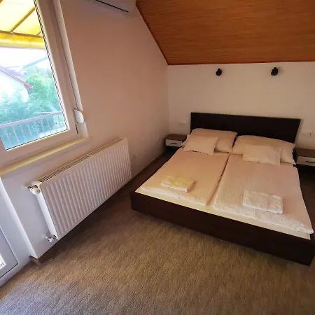 Hébergement de vacances Máté House *