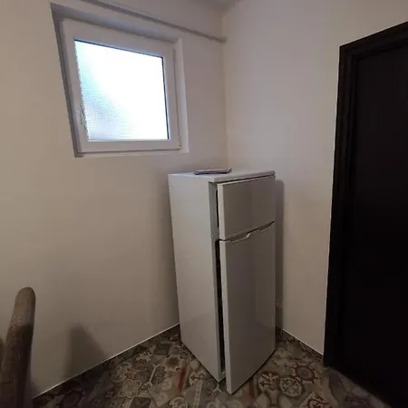 Mate House