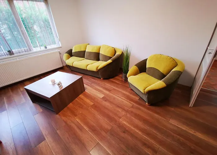 Mate House Case de vacanță Jula